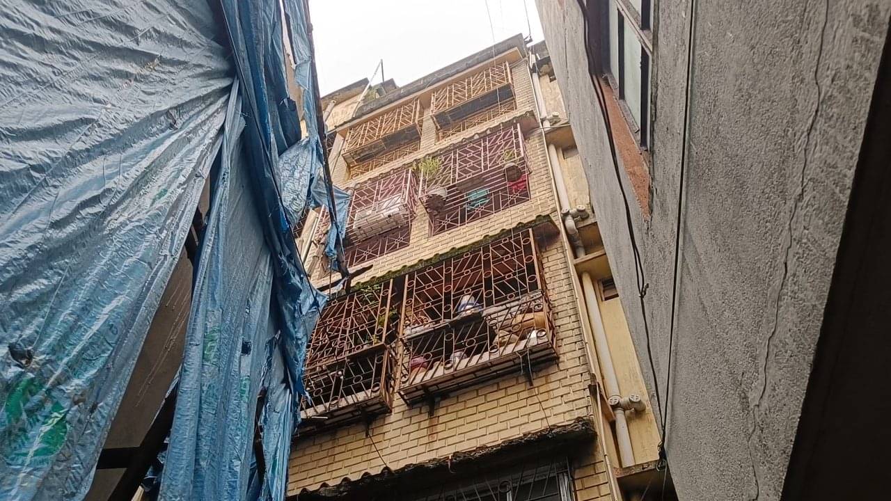 Mysterious Death: হাওড়ায় বৃদ্ধের রহস্যমৃত্যু! ফ্ল্যাটের CCTV ফুটেজই ভাবাচ্ছে পরিবার-পুলিশকে