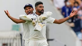 সিরাজকে উদাহরণ, ওয়ার্কলোড ম্যানেজমেন্ট নিয়ে তোপ সুনীল গাভাসকরের