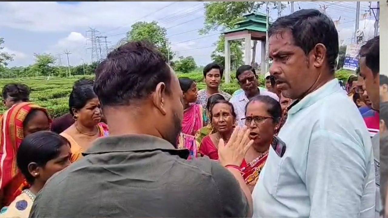 Jalpaiguri: লক্ষ্মীর ভান্ডারের টাকা নেওয়া বন্ধ করলেই রাস্তা হবে..., বিতর্কে BDO