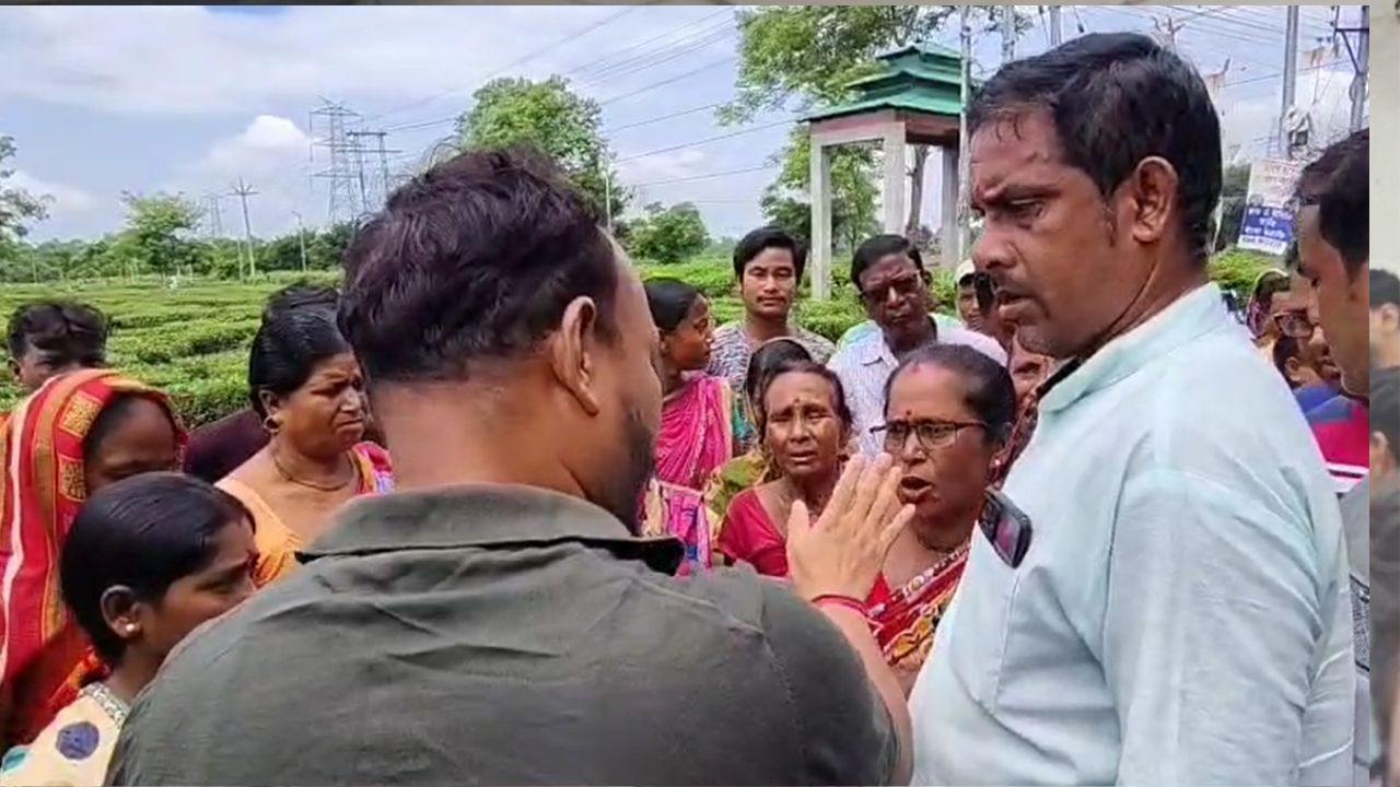 Jalpaiguri: 'লক্ষ্মীর ভান্ডারের টাকা নেওয়া বন্ধ করলেই রাস্তা হবে...', বিতর্কে BDO