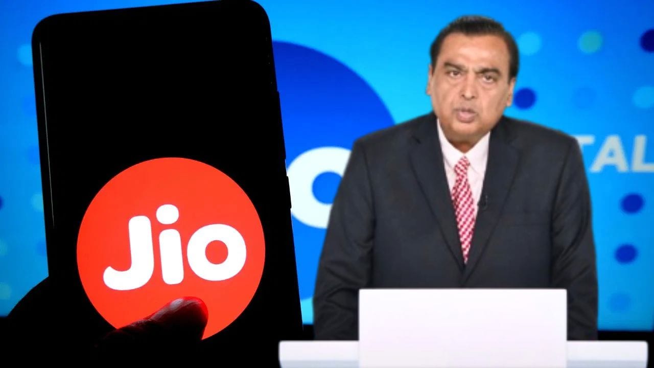 Mukeh Ambani ও তাঁর Reliance Jio কীভাবে এক ধাক্কায় এগিয়ে দিল ভারতের Telecom Sector-কে? Mukeh Ambani ও তাঁর Reliance Jio কীভাবে এক ধাক্কায় এগিয়ে দিল ভারতের Telecom Sector-কে?