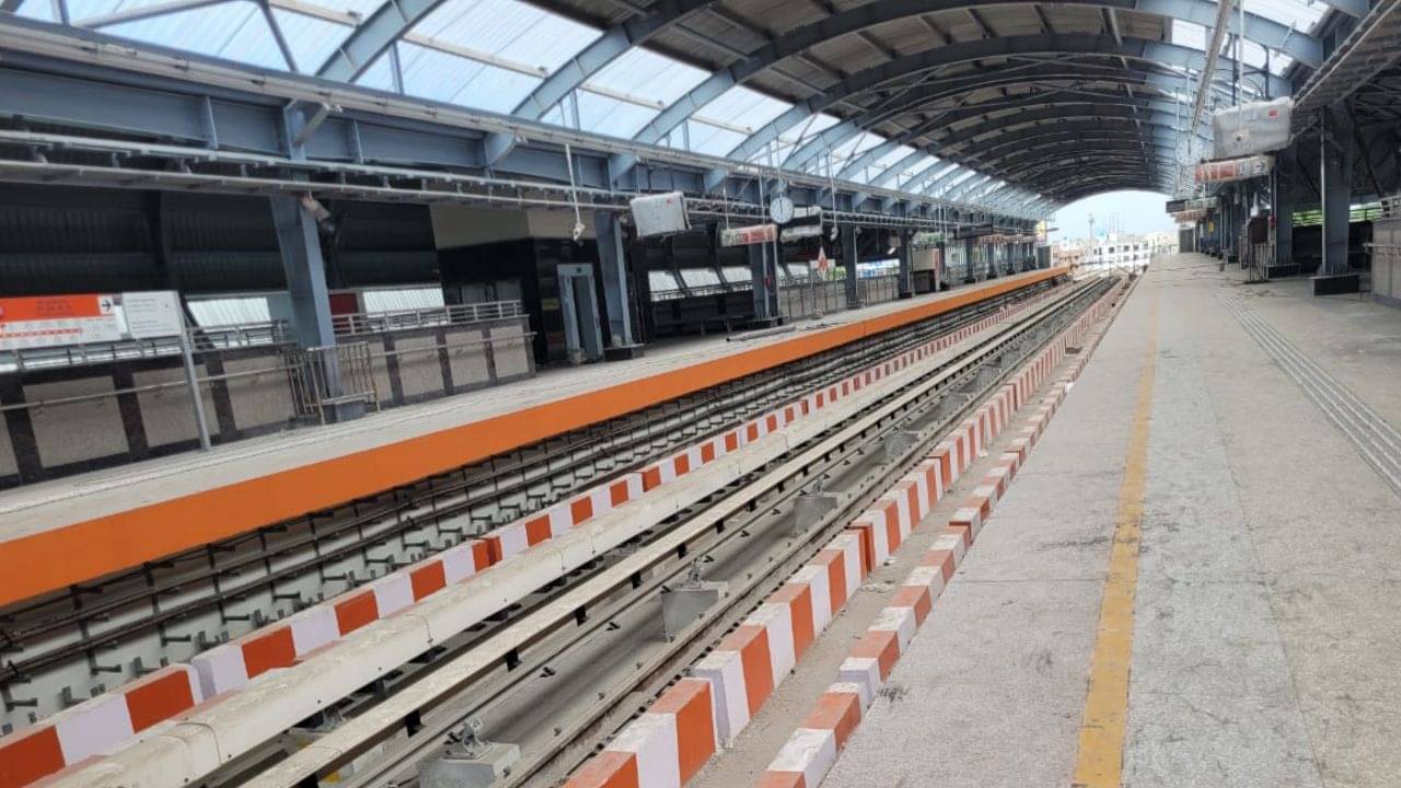 Kolkata Metro: রাতে ৯ ঘণ্টা সময় দিন, তার মধ্যেই কাজ করে দেব, চিংড়িহাটায় মেট্রোলাইন জুড়তে রাজ্যের কাছে ফের আবেদন কর্তৃপক্ষের