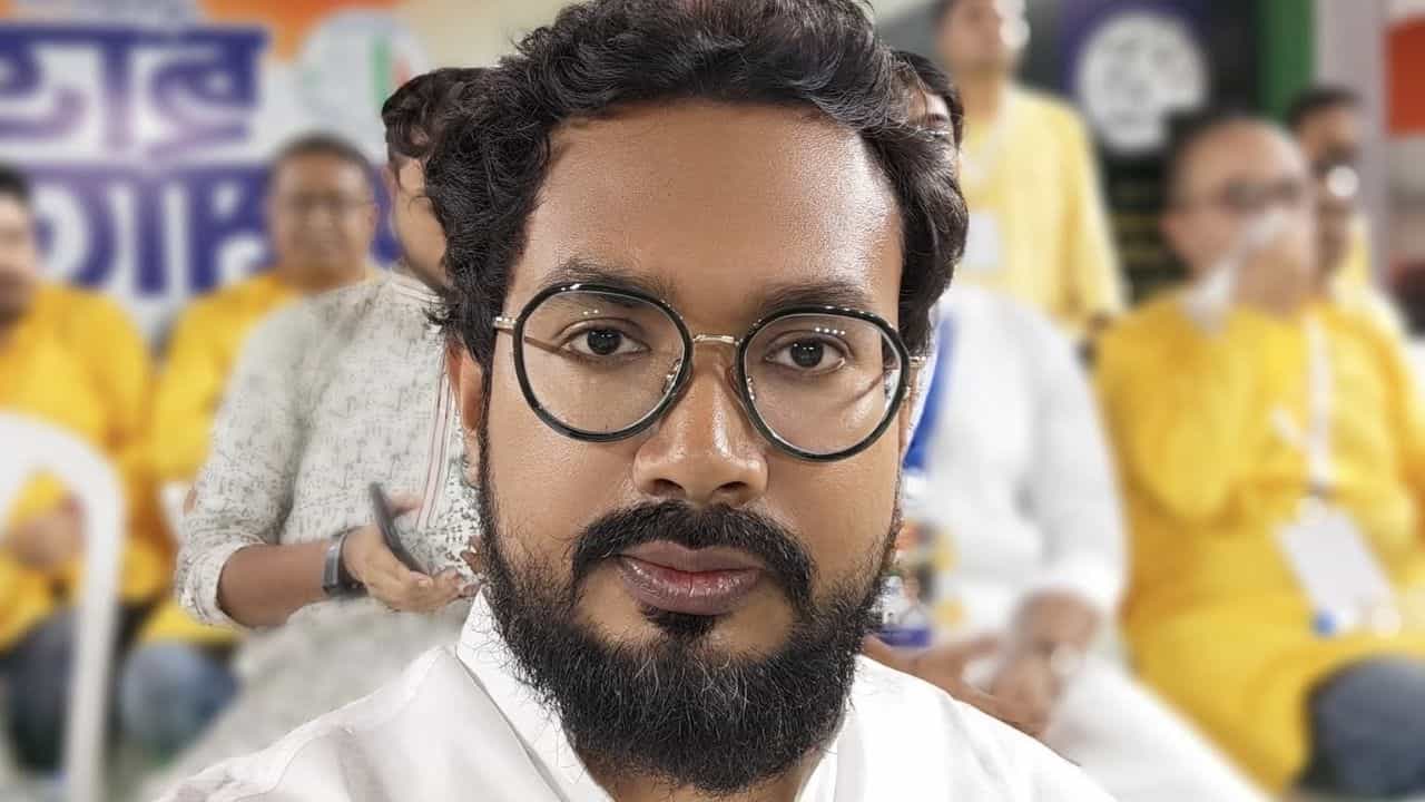 TMC MP: 'মালকড়ি চাইছে... তিন লাখ', তৃণমূল বিধায়ক মুকুটমণির বিরুদ্ধে বিস্ফোরক অভিযোগ, অডিয়ো ভাইরাল TMC MP: 'মালকড়ি চাইছে... তিন লাখ', তৃণমূল বিধায়ক মুকুটমণির বিরুদ্ধে বিস্ফোরক অভিযোগ, অডিয়ো ভাইরাল