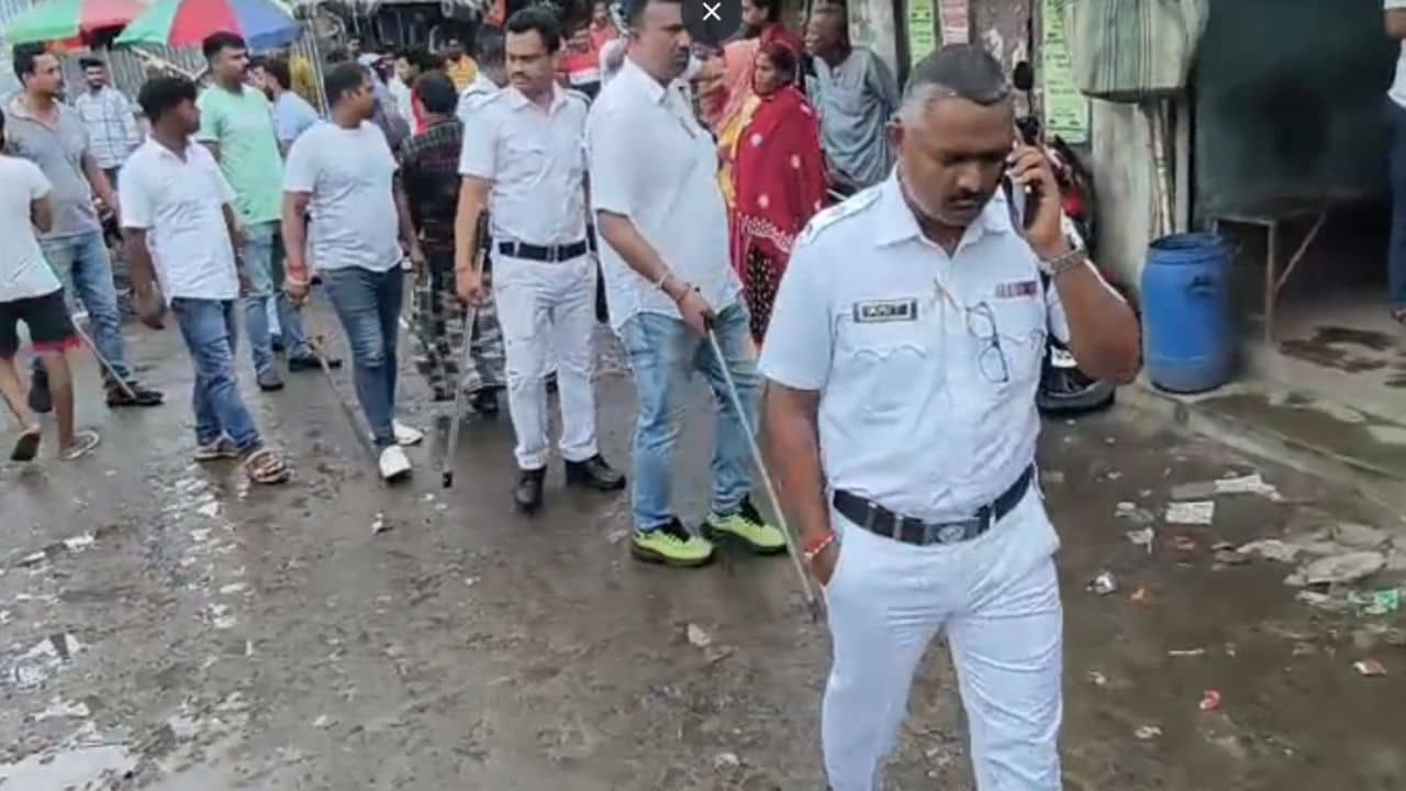 Bhangar Bombing: মাদ্রাসার ভোটের নমিনেশনই উত্তপ্ত ভাঙড়, দিনে-দুপুরে চলল বোমাবাজি