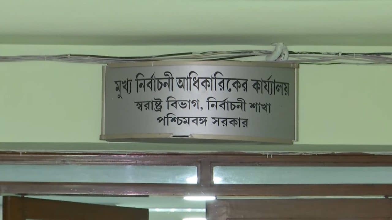 SIR in Bengal: ফের SIR নিয়ে চিঠি এল বাংলায়, দেওয়া হল ডেডলাইন