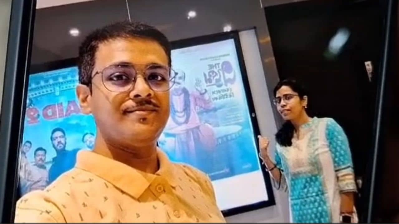 Hooghly: স্ত্রীর সঙ্গে টিফিন খাওয়ার পরই কী এমন ঘটল! আটতলার ব্যালকনি থেকে সোজা ঝাঁপ SBI কর্মীর