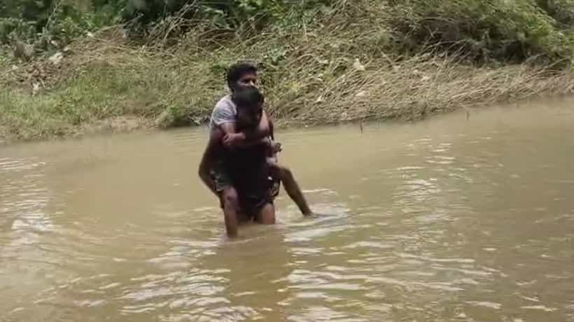 Belpahari: সামনে এক কোমর জল, ৪০ বছরের সুনীলকে চোখের সামনেই শেষ হতে দেখল পরিবার, উপায় কী!