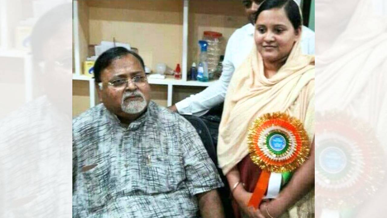 SSC Tainted List: দাগিদের তালিকায় জেলা পরিষদ সদস্যা সাহিনা, স্কুলেই যেতেন না, বলছেন এলাকার লোকজন