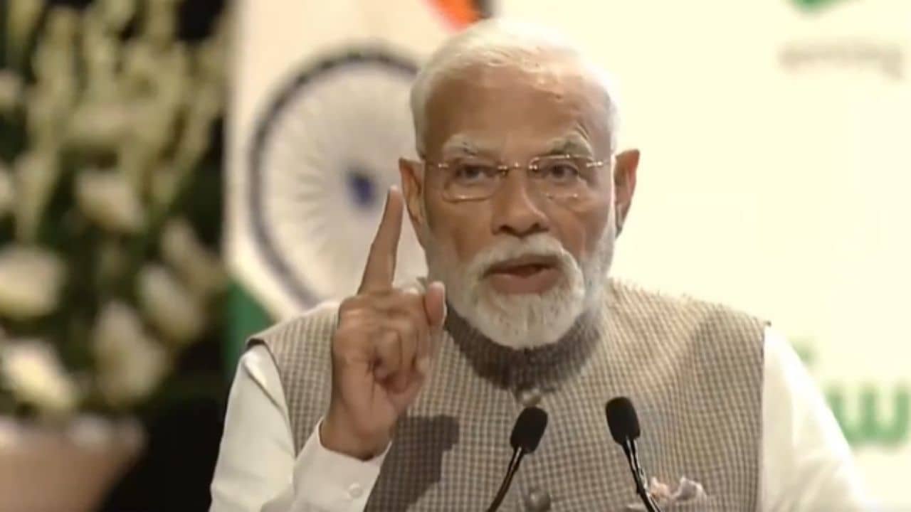 PM Narendra Modi: কঠিন মূল্য চোকাতে প্রস্তুত আছি, ট্রাম্পের হুমকির পাল্টা জবাব দিলেন প্রধানমন্ত্রী