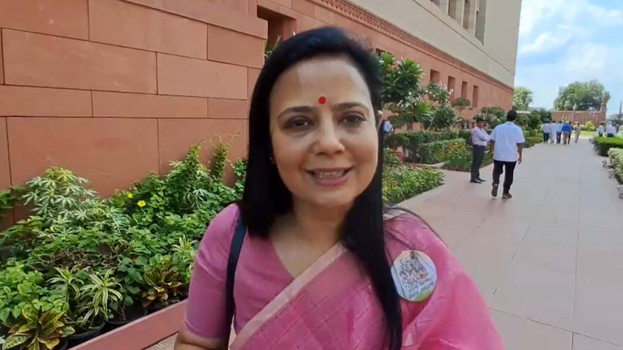 Mahua moitra: কেবল বিরোধী কেন, বিজেপির শরিকদেরও ঘ্যাচাং ফু করবে এই বিল, বন্দি মন্ত্রী সরাতে সংশোধনী বিল নিয়ে খোঁচা মহুয়ার