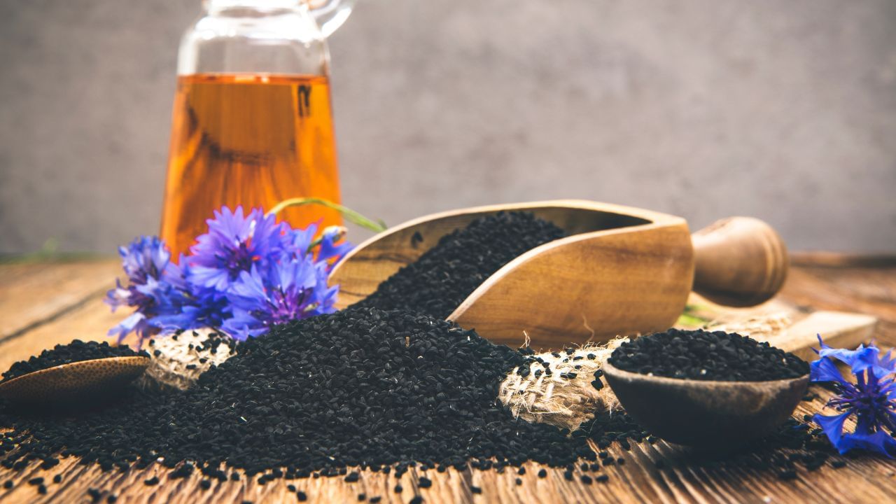 Nigella Seed: জয়েন্টের ব্যথা কমায় কালো জিরে, ছোট্ট মশলার বিরাট গুণ জানলে রোজ ব্যবহার করবেন Nigella Seed: জয়েন্টের ব্যথা কমায় কালো জিরে, ছোট্ট মশলার বিরাট গুণ জানলে রোজ ব্যবহার করবেন