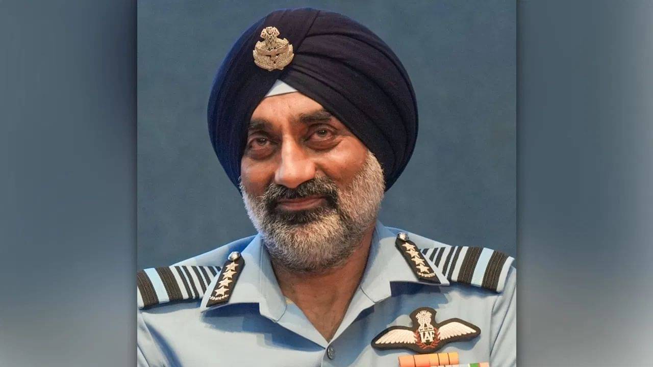 Operation Sindoor: কেন ৪ দিনেই জারিজুরি শেষ পাকিস্তানের? এতদিন পর অপারেশন সিঁদুর নিয়ে বড় তথ্য সামনে আনলেন বায়ুসেনা প্রধান