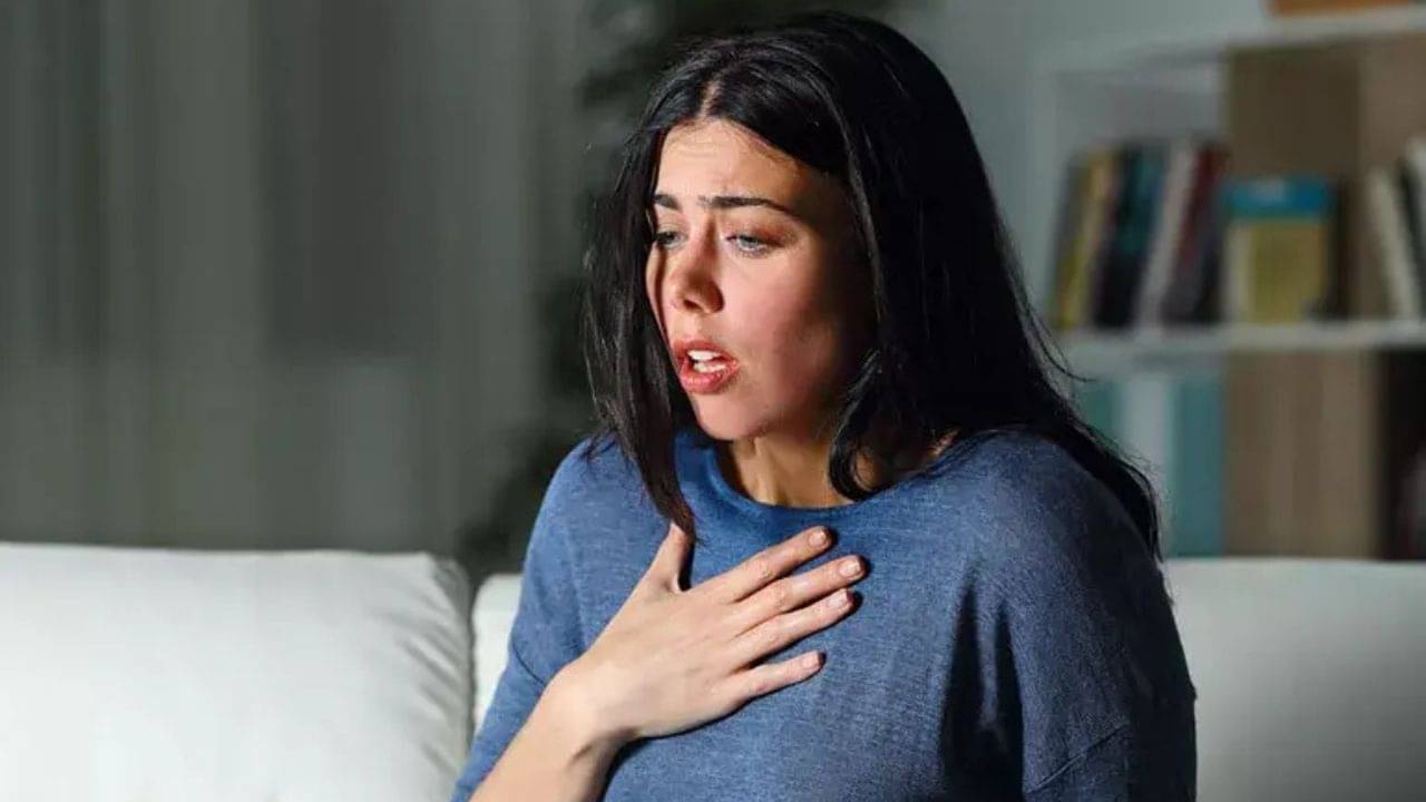 Panic Attack: প্যানিক অ্যাটাক হলে কী করবেন? কী ভাবে নিজেকে শান্ত করবেন?