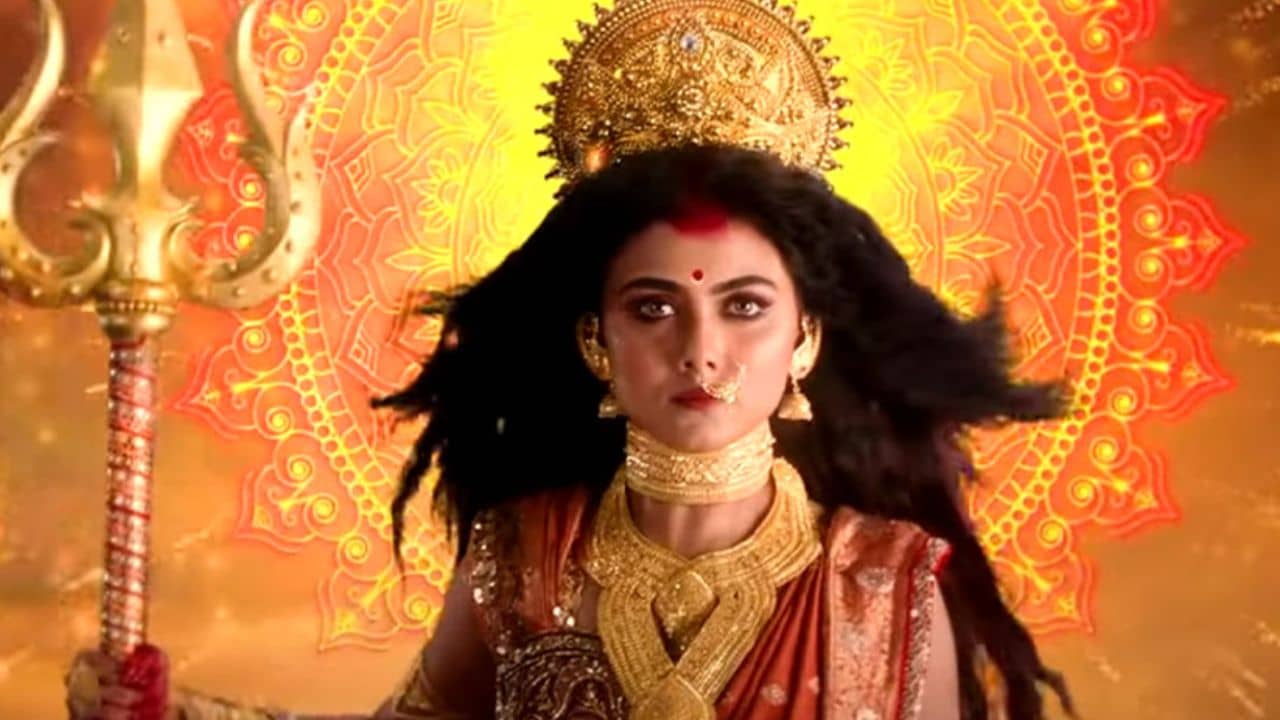 দেবী দুর্গা রূপে ইধিকা পাল, টিজারেই বাজিমাত টলিউড কিশোরীর!