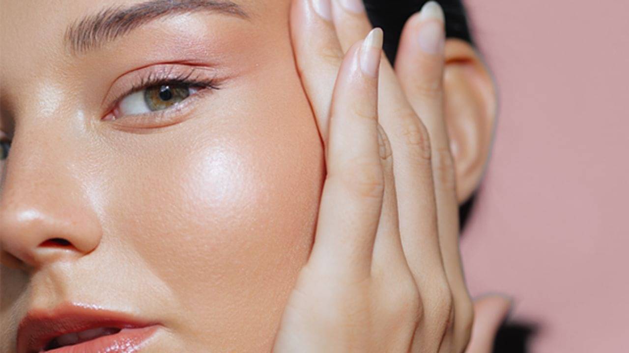 শুধু খাবেন না, মুখেও মাখুন এই ফল! ত্বকে ফিরবে গ্লো