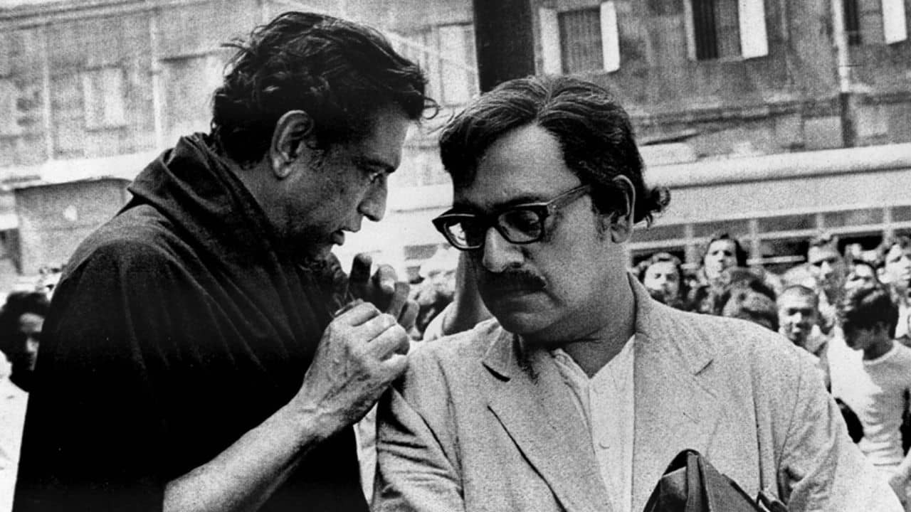 সত্যজিতের হাত চেপে ধরেছিলেন উৎপল দত্ত, মানিকবাবুকে কোন ভয়ের কথা বলেছিলেন অভিনেতা?