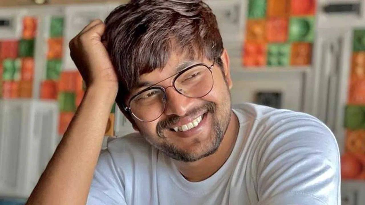 ফের কি প্রেমে পড়েছেন সৌরভ চক্রবর্তী?