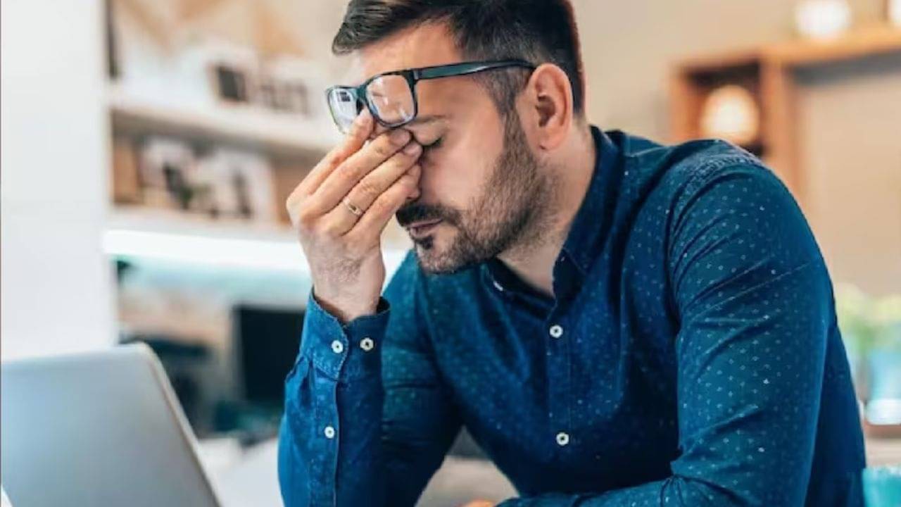 পুরুষরা সাবধান! ২৪ ঘণ্টা টাইট অন্তর্বাস পরছেন! জানেন অজান্তে কী বিপদ ডেকে আনছেন?