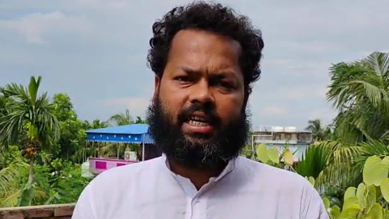 Hooghly: সুপ্রিম নির্দেশের পরও পরীক্ষায় বসতে নারাজ যোগ্য সুমনরা