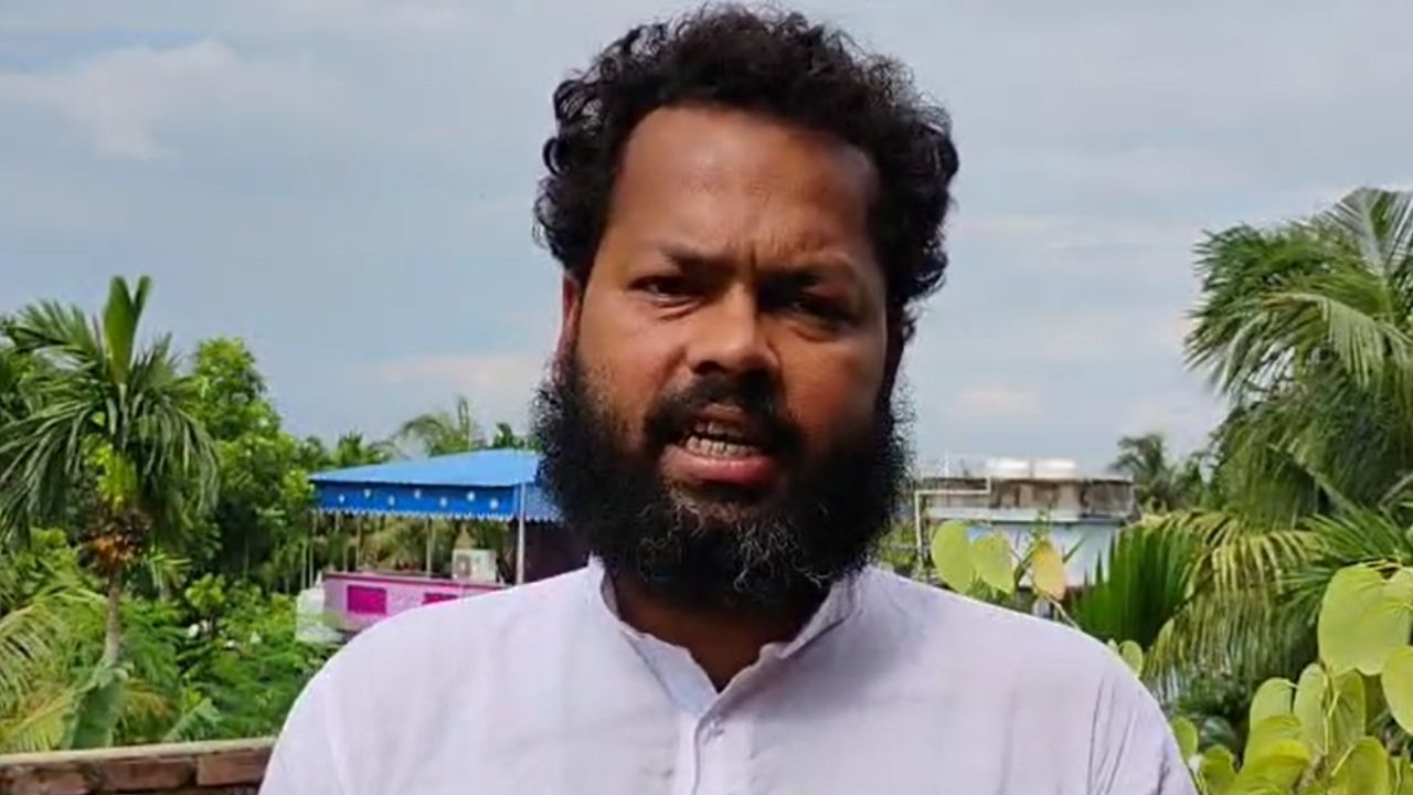 Hooghly: সুপ্রিম নির্দেশের পরও পরীক্ষায় বসতে নারাজ 'যোগ্য' সুমনরা Hooghly: সুপ্রিম নির্দেশের পরও পরীক্ষায় বসতে নারাজ 'যোগ্য' সুমনরা