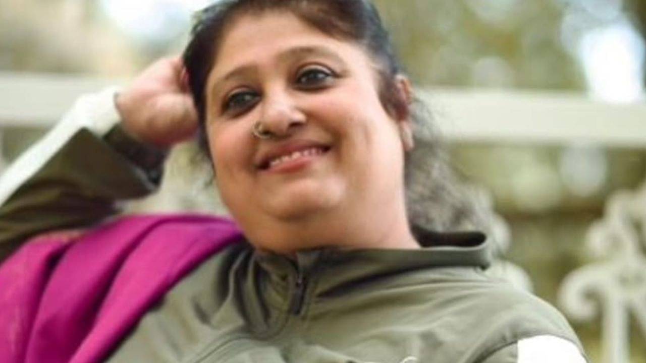 শহরে বিনোদিনী অপেরা-র ৪০তম শো, কী বললেন পরিচালক অবন্তী?