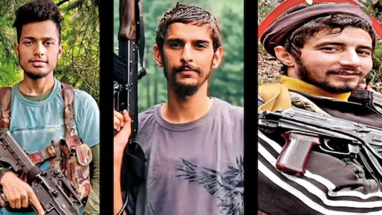 Pakistan-Pahalgam Terror Attack: অপারেশন মহাদেবে খতম জঙ্গিদের কাছ থেকে উদ্ধার লাহোর-গুজরানওয়ালার ভোটার স্লিপ! এবারও অস্বীকার করবে পাকিস্তান?