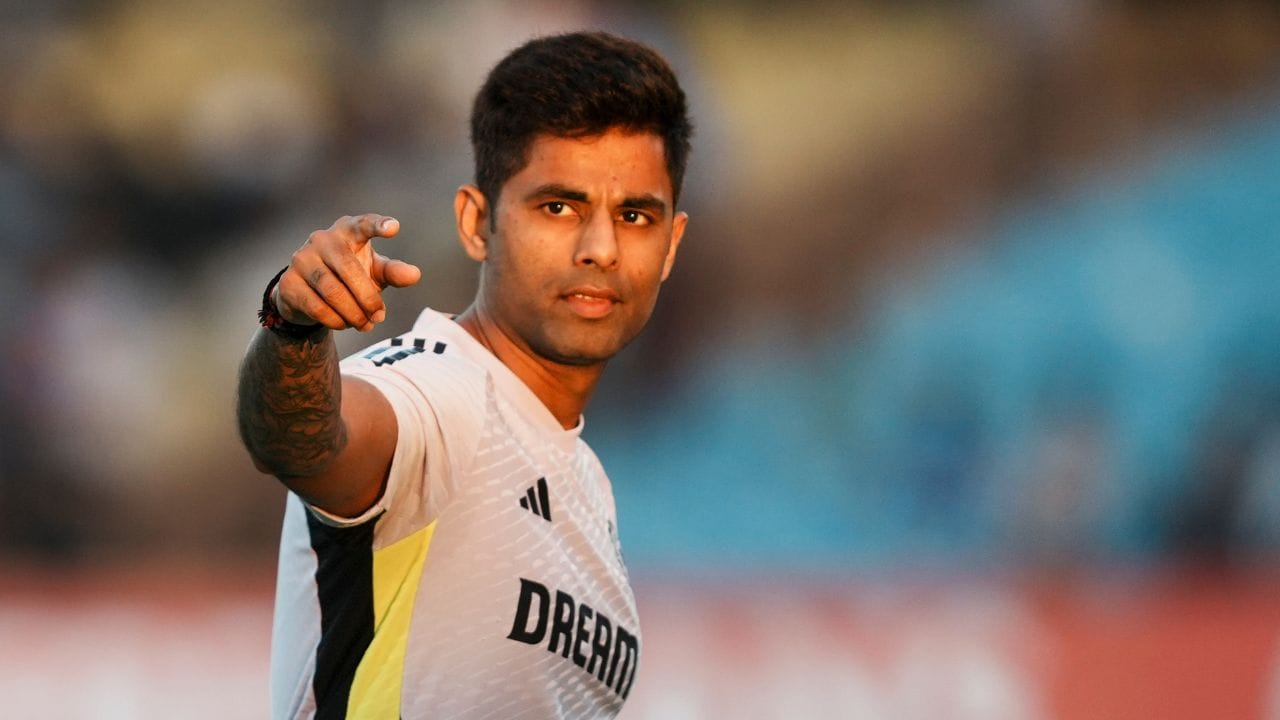 Indian Cricket: অনেকটা রোহিত শর্মার মতো... এশিয়া কাপের আগে সূর্যকে নিয়ে বিরাট সার্টিফিকেট কোন টিমমেটের? Indian Cricket: অনেকটা রোহিত শর্মার মতো... এশিয়া কাপের আগে সূর্যকে নিয়ে বিরাট সার্টিফিকেট কোন টিমমেটের?