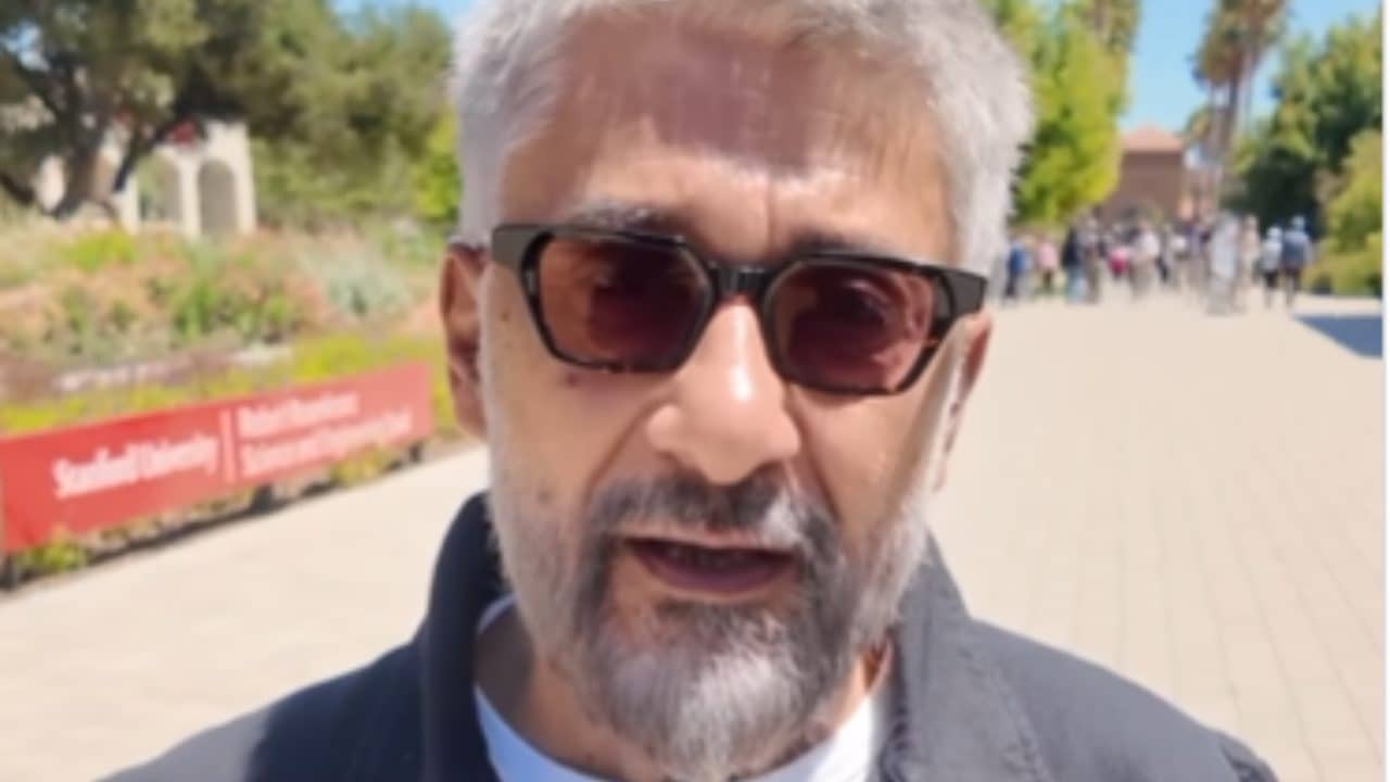 Vivek Agnihotri: ‘ওরা সিনেমার বিরুদ্ধে, নাকি পরিচালক, নাকি সত্যির বিরুদ্ধে?’ ফের গর্জে উঠলেন বিবেক অগ্নিহোত্রী