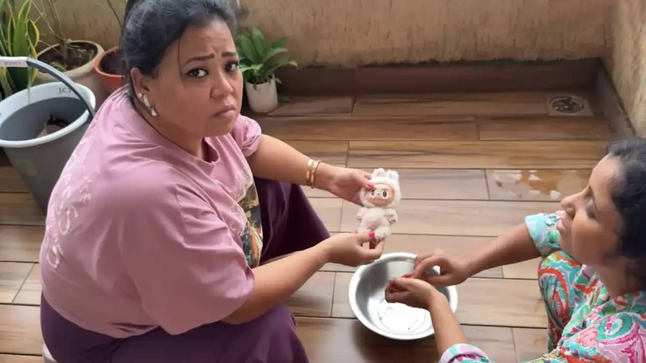 লাবুবু আনার পরই ছেলের অদ্ভুত আচরণ, রাতারাতি পুতুল পোড়ালেন ভারতী