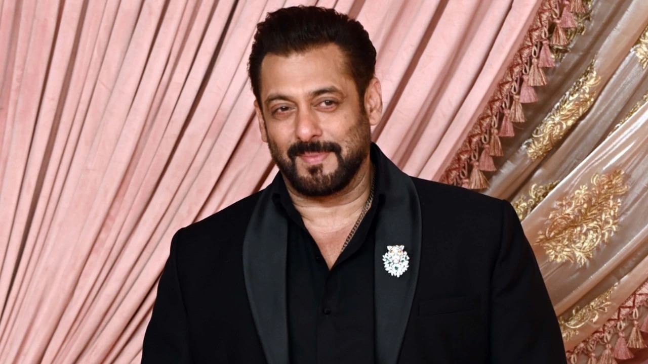 ছেলের বিয়ে দেওয়ার চেষ্টা জারি, কী করে চলেছেন সলমনের মা? ছেলের বিয়ে দেওয়ার চেষ্টা জারি, কী করে চলেছেন সলমনের মা?