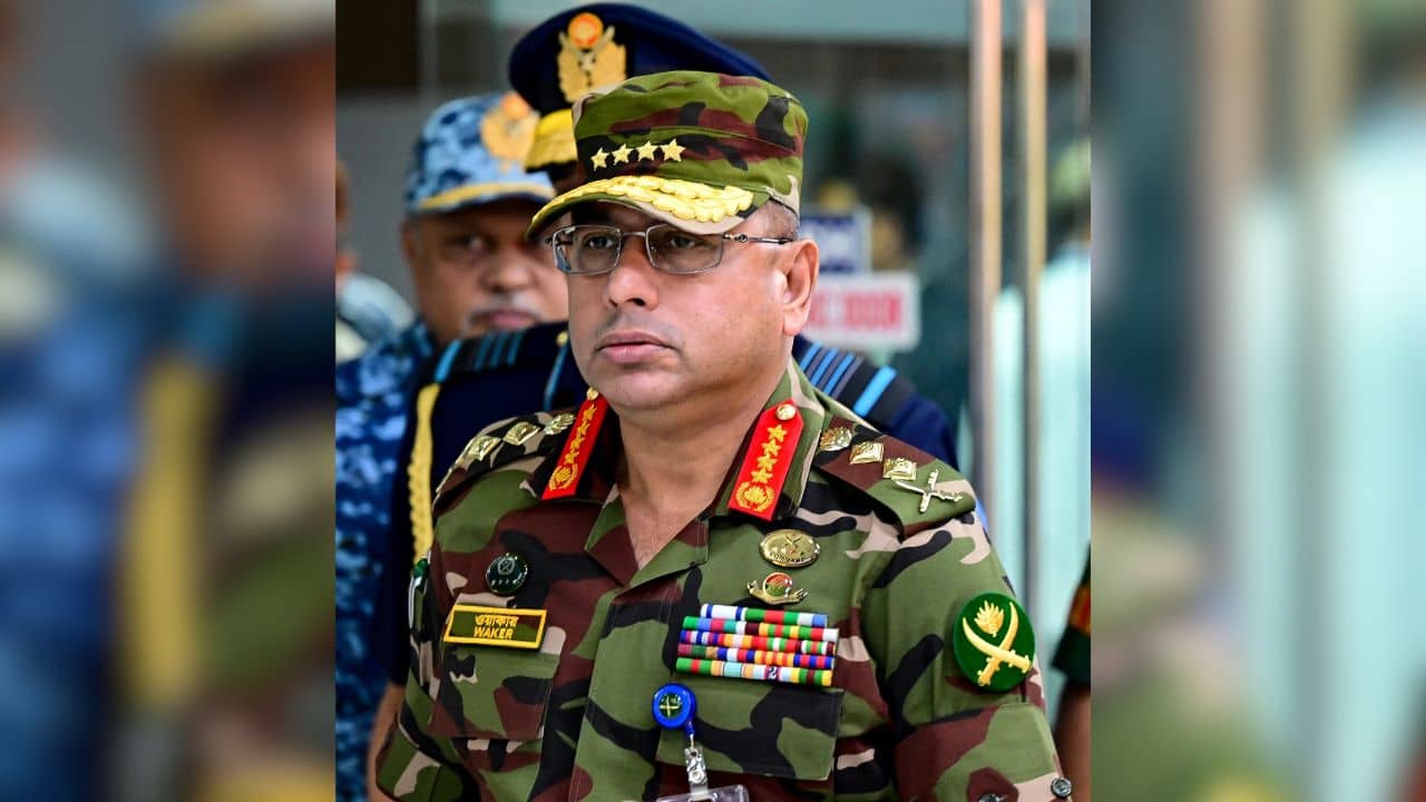 Bangladesh: বেছে নিলেন জন্মাষ্টমীর অনুষ্ঠানকেই, বাংলাদেশের সেনাপ্রধানের মুখে শোনা গেল বড় বার্তা