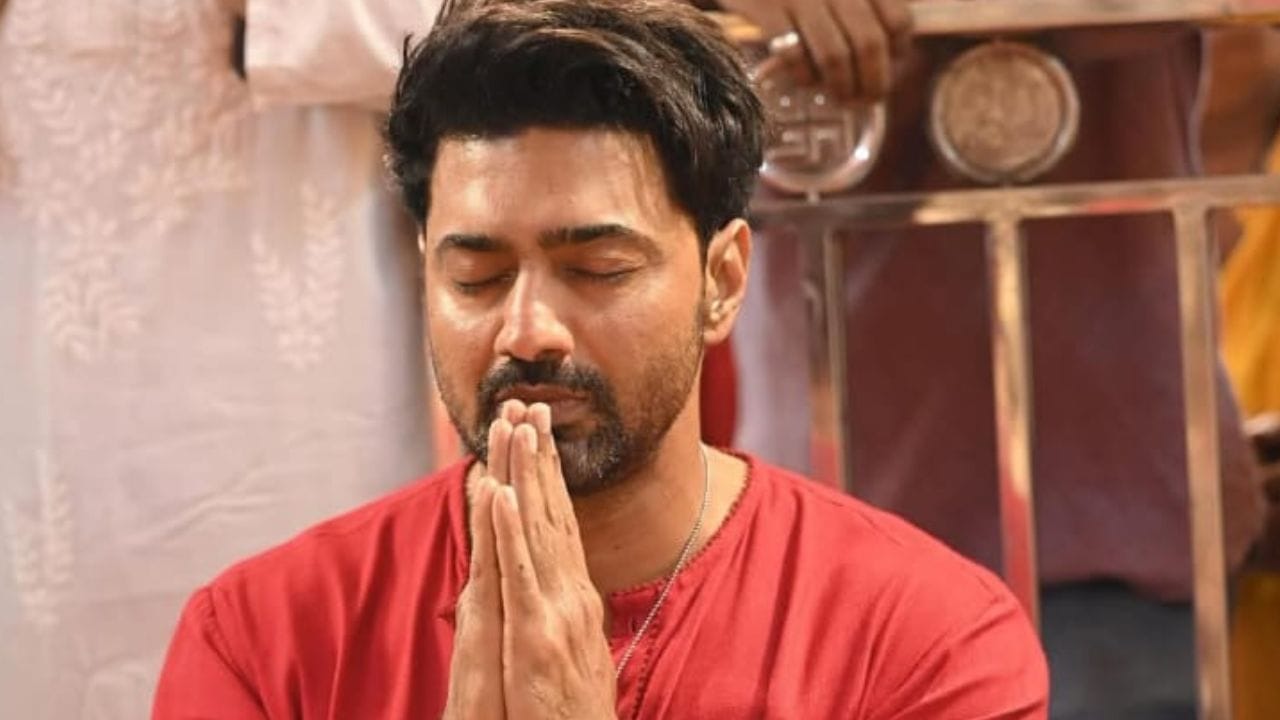 পিকচার অভি বাকি হ্যায়... 'ধূমকেতু' নিয়ে বিশাল খবর দিলেন দেব? পিকচার অভি বাকি হ্যায়... 'ধূমকেতু' নিয়ে বিশাল খবর দিলেন দেব?