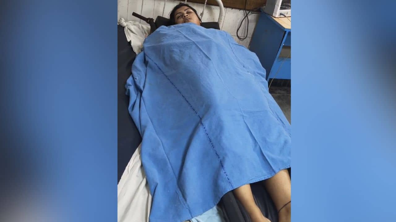 Cooch Behar: হস্টেল থেকে ইঞ্জিনিয়ারিং ছাত্রীর ঝুলন্ত দেহ উদ্ধার, বাড়ছে রহস্য