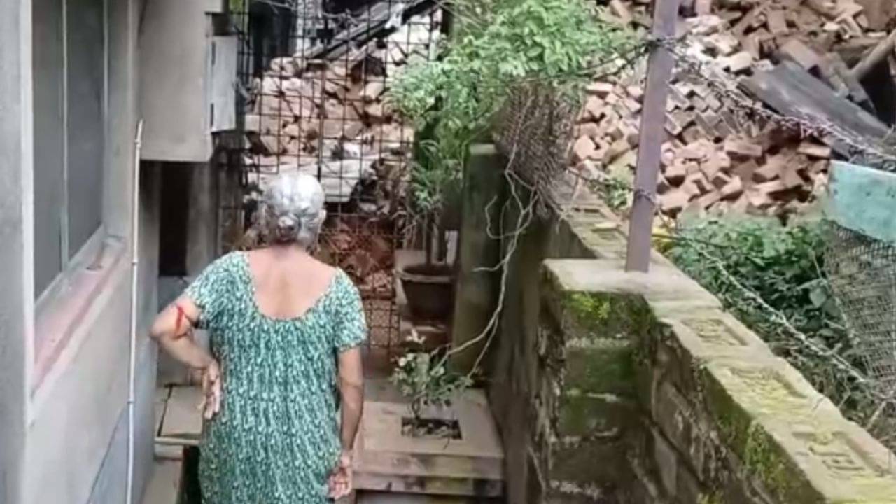 Hooghly: এবার হুগলি, হঠাৎ হুড়মুড়িয়ে ভেঙে পড়ল বাড়ি