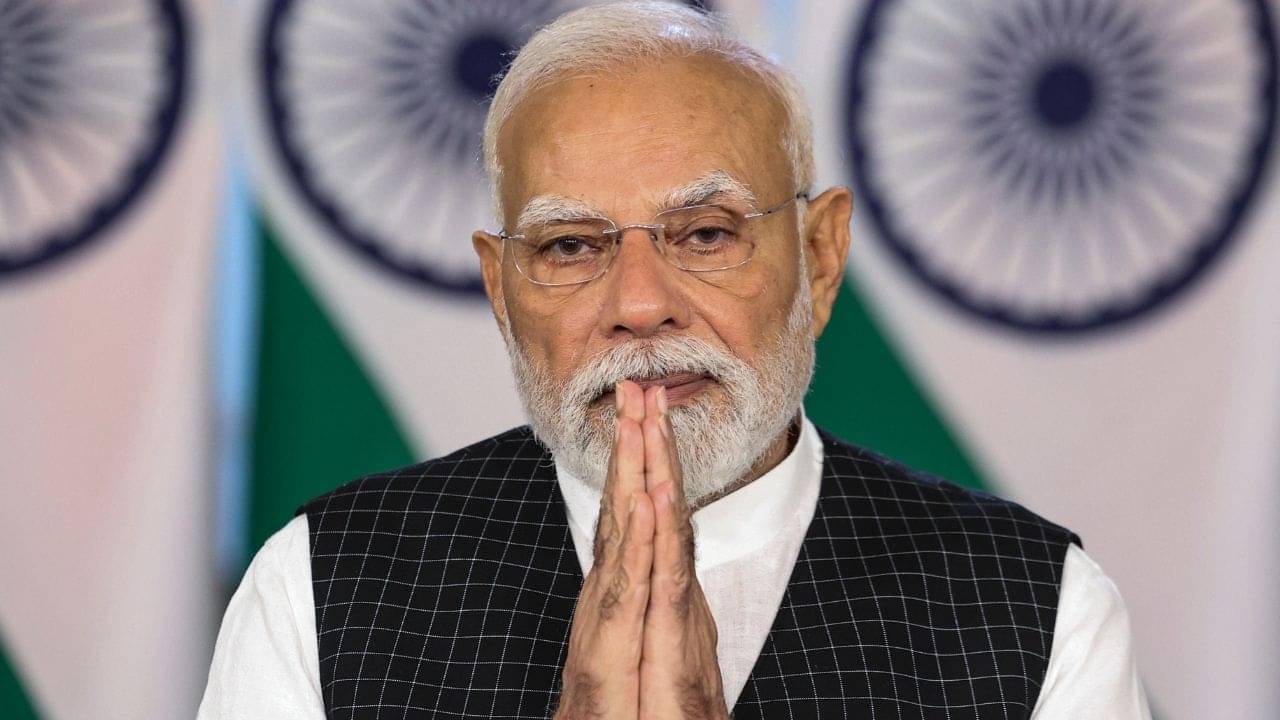 PM Narendra Modi: সংবিধান সংশোধনী বিলে প্রধানমন্ত্রীর অপসারণের কথা ছিল না! মোদীই জোর করে অন্তর্ভুক্ত করান, জানালেন কিরণ রিজিজু