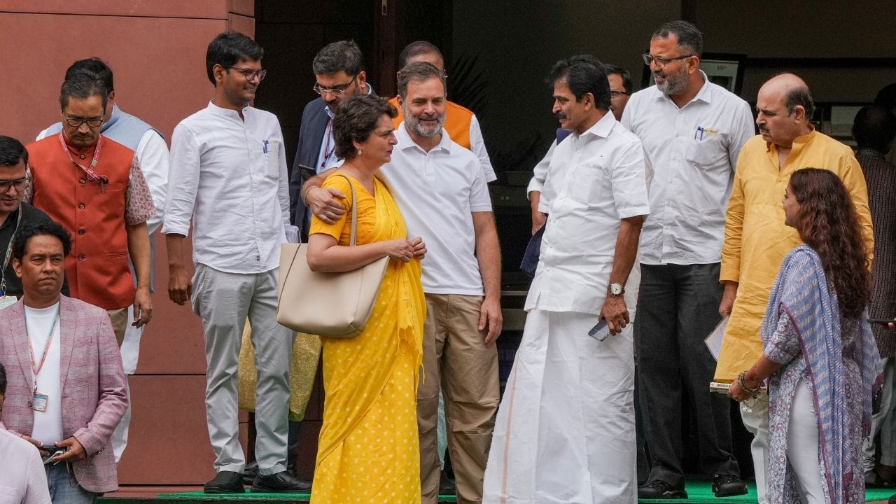 INDIA Alliance: রয়েছে অনেক প্ল্যান, রাহুলের বাড়িতে আজ নৈশভোজ ইন্ডিয়া জোটের, থাকবেন অভিষেকও INDIA Alliance: রয়েছে অনেক প্ল্যান, রাহুলের বাড়িতে আজ নৈশভোজ ইন্ডিয়া জোটের, থাকবেন অভিষেকও