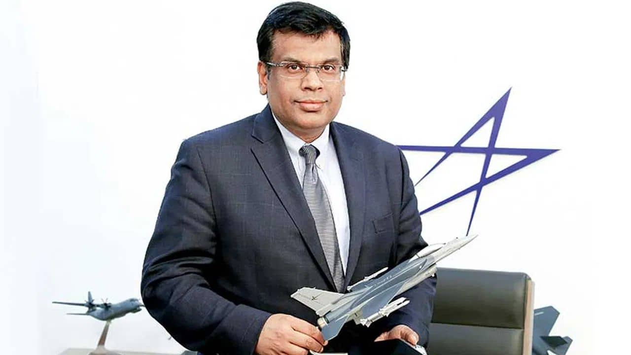 Scientist Vivek Lall: নাসা থেকে ন্যাটোয় অবাধ বিচরণ, কে এই ভারতীয় বংশোদ্ভূত বিজ্ঞানী বিবেক লাল?