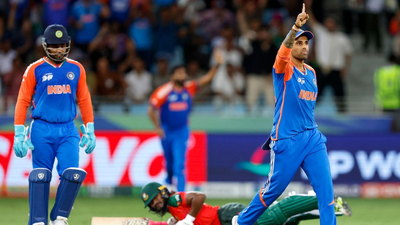 Asia cup 2025 IND VS BAN Match Result: একঝাঁক ক্যাচ ফসকেও ফাইনাল নিশ্চিত ভারতের, জিতলেই 'নয়' Asia cup 2025 IND VS BAN Match Result: একঝাঁক ক্যাচ ফসকেও ফাইনাল নিশ্চিত ভারতের, জিতলেই 'নয়'