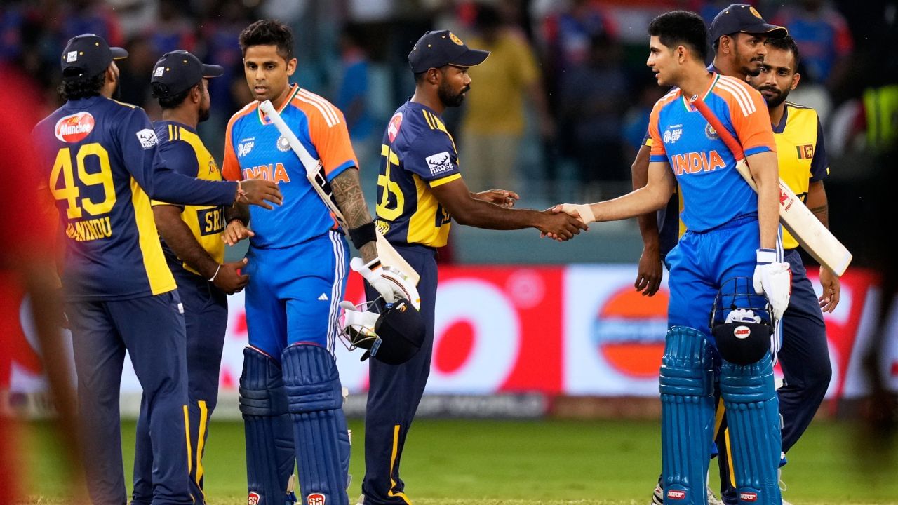 Asia cup 2025 IND VS SL Match Result: বোলিং নিয়ে একঝাঁক প্রশ্ন, সুপার ওভারে জিতে ফাইনাল Asia cup 2025 IND VS SL Match Result: বোলিং নিয়ে একঝাঁক প্রশ্ন, সুপার ওভারে জিতে ফাইনাল