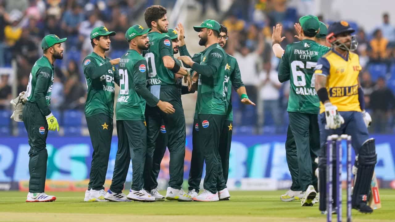 Asia cup 2025 SL VS PAK Match Result: শ্রীলঙ্কার একঝাঁক ভুল, ফাইনালের দৌড়ে রইল পাকিস্তান Asia cup 2025 SL VS PAK Match Result: শ্রীলঙ্কার একঝাঁক ভুল, ফাইনালের দৌড়ে রইল পাকিস্তান