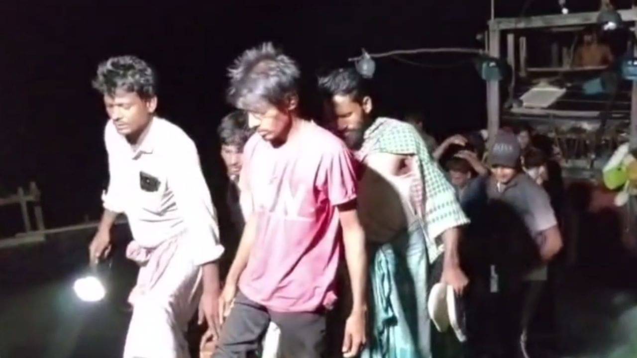 Kultali: ইলিশ ধরতে গিয়ে সাগরে কী ভয়ঙ্কর বিপদে পড়েছিলেন এরা, জানলে হাড়হিম হয়ে যাবে