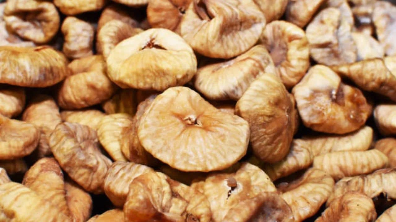 Fertility: ৬০ বছরেও খেল দেখাবেন ২৬-এর যুবকের মতো, যদি রোজ খান এই ফল