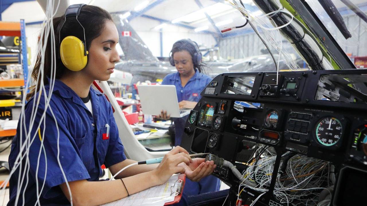 Indian Engineers: ইঞ্জিনিয়ার হয়েও অন্য পেশায় চলে যাচ্ছে পড়ুয়ারা, কিন্তু কেন?