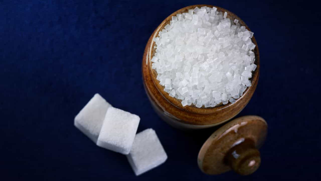 Sugar: চিনি মানেই সবসময় নয় 'বিষ', জানেন সারাদিনে কতটা খেলে বিপদসীমা পার হবে না? Sugar: চিনি মানেই সবসময় নয় 'বিষ', জানেন সারাদিনে কতটা খেলে বিপদসীমা পার হবে না?