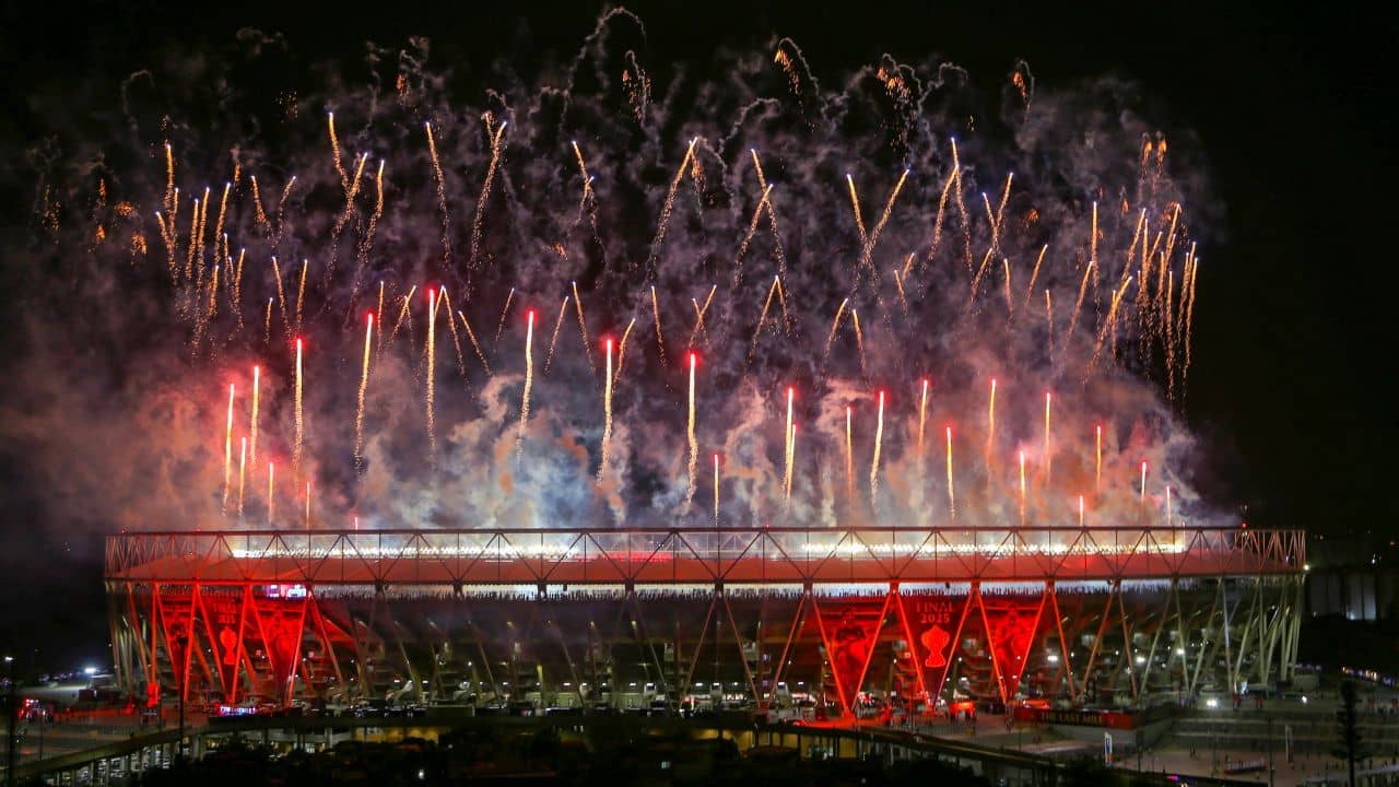 IPL Tickets: মাঠে গিয়ে খেলা দেখা আরও দামী! আইপিএল টিকিট নিয়ে বড় সিদ্ধান্ত