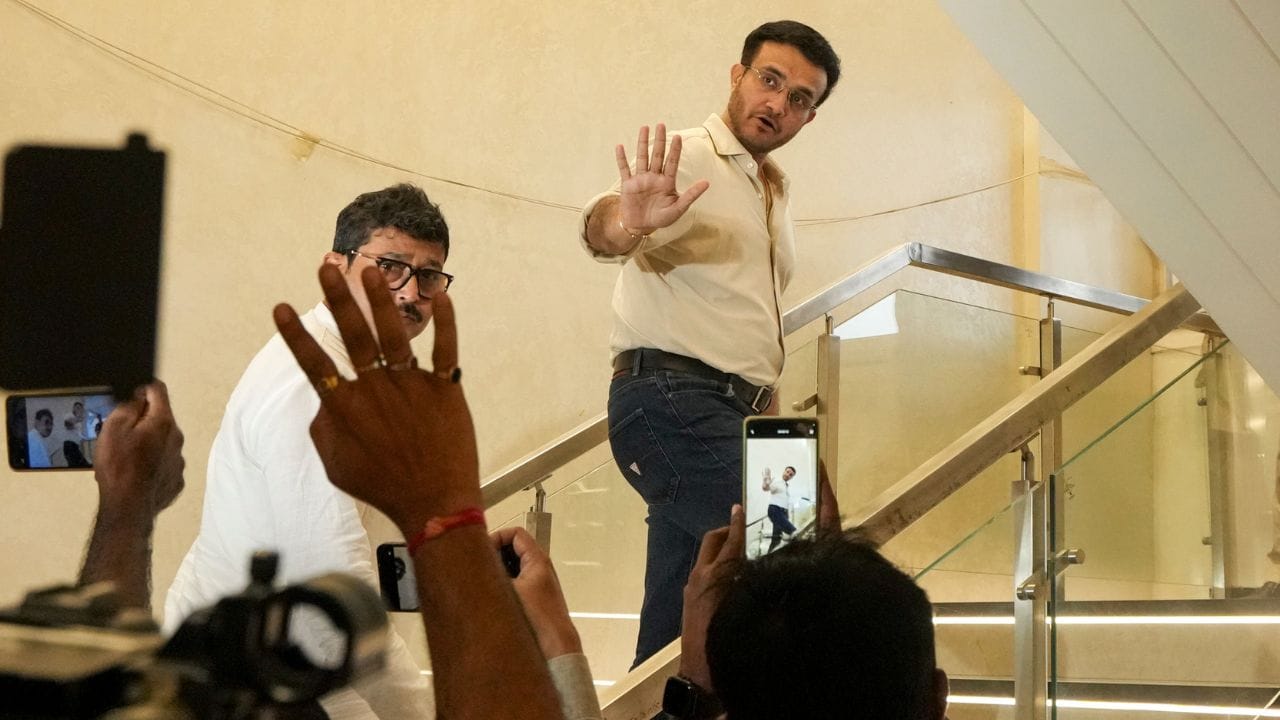 Sourav Ganguly: এই পাকিস্তান পাতে দেওয়ার মতো নয়! সৌরভ গঙ্গোপাধ্যায় যা বলছেন Sourav Ganguly: এই পাকিস্তান পাতে দেওয়ার মতো নয়! সৌরভ গঙ্গোপাধ্যায় যা বলছেন