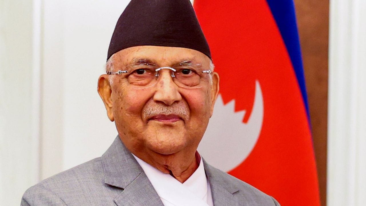 KP Sharma Oli Hide Out: দেশে জ্বলছে আগুন, কোথায় লুকিয়ে ছিলেন ওলি? এখন কোথায় আছেন? অবশেষে প্রকাশ্যে সত্য KP Sharma Oli Hide Out: দেশে জ্বলছে আগুন, কোথায় লুকিয়ে ছিলেন ওলি? এখন কোথায় আছেন? অবশেষে প্রকাশ্যে সত্য