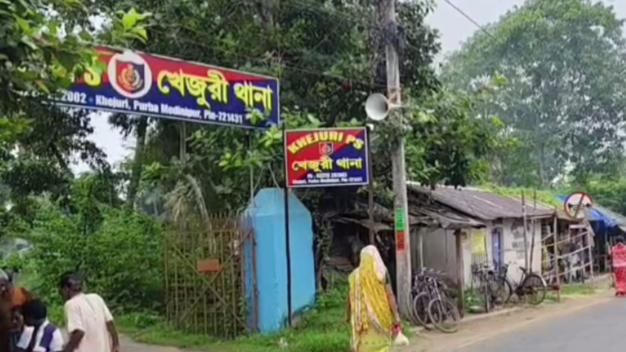 Khejuri: আদলতে চলছে ২ বিজেপি কর্মীর মৃত্যুর মামলা, সেই আবহেই বদলি খেজুরি থানার OC Khejuri: আদলতে চলছে ২ বিজেপি কর্মীর মৃত্যুর মামলা, সেই আবহেই বদলি খেজুরি থানার OC