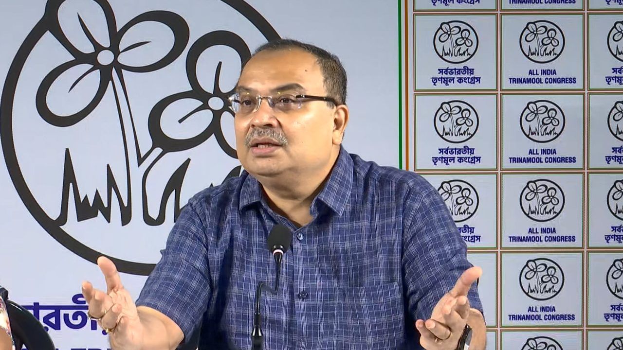 Kunal Ghosh: ‘বাংলার যেদিকে তাকাবেন সেখানেই তৃণমূল’, দাগি তালিকায় TMC ঘনিষ্ঠদের নাম নিয়ে স্পষ্ট মত কুণালের Kunal Ghosh: ‘বাংলার যেদিকে তাকাবেন সেখানেই তৃণমূল’, দাগি তালিকায় TMC ঘনিষ্ঠদের নাম নিয়ে স্পষ্ট মত কুণালের