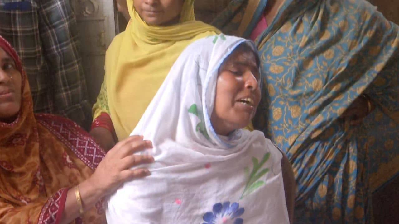 Migrant Worker Death: ব্যাগটাও কেড়ে নেওয়া হয়েছিল, পকেটে ছিল না টিকিট কাটার টাকা, পরিযায়ী শ্রমিকের মর্মান্তিক পরিণতি